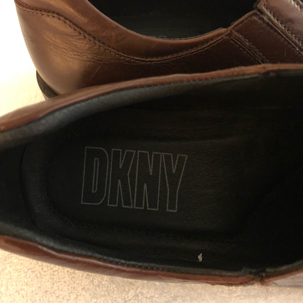 NWT DKNY Designer Men’s Shoes, Size 10.5 (U.S.) - Picture 5 of 8